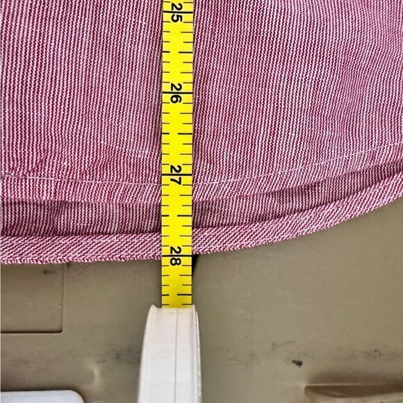 Liz Claiborne red and white button up tank with elastic on the waist. Size M - Picture 6 of 6